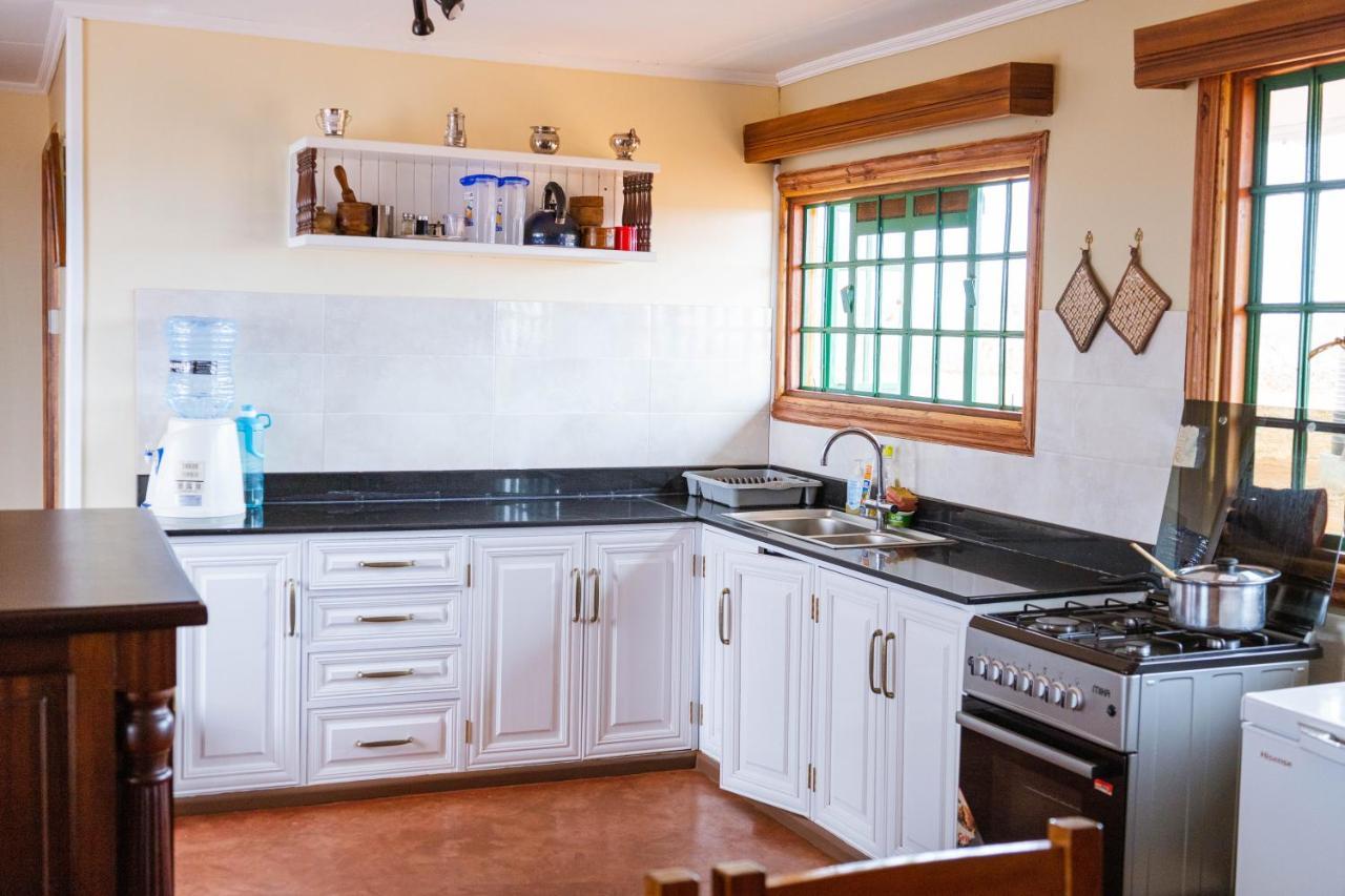Wild Amboseli Ndovu Cottage. ภายนอก รูปภาพ