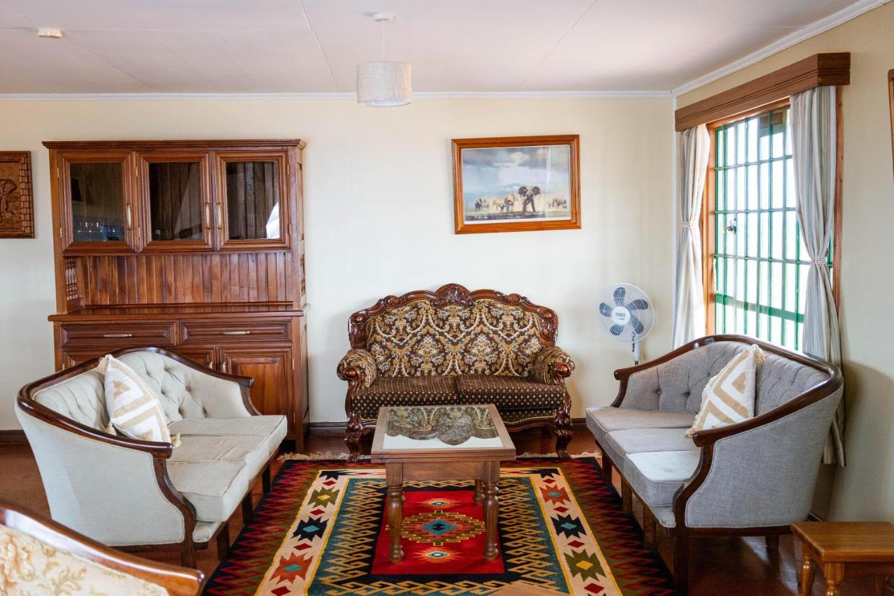 Wild Amboseli Ndovu Cottage. ภายนอก รูปภาพ