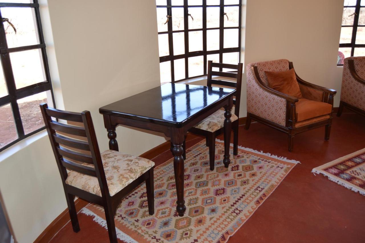 Wild Amboseli Ndovu Cottage. ภายนอก รูปภาพ