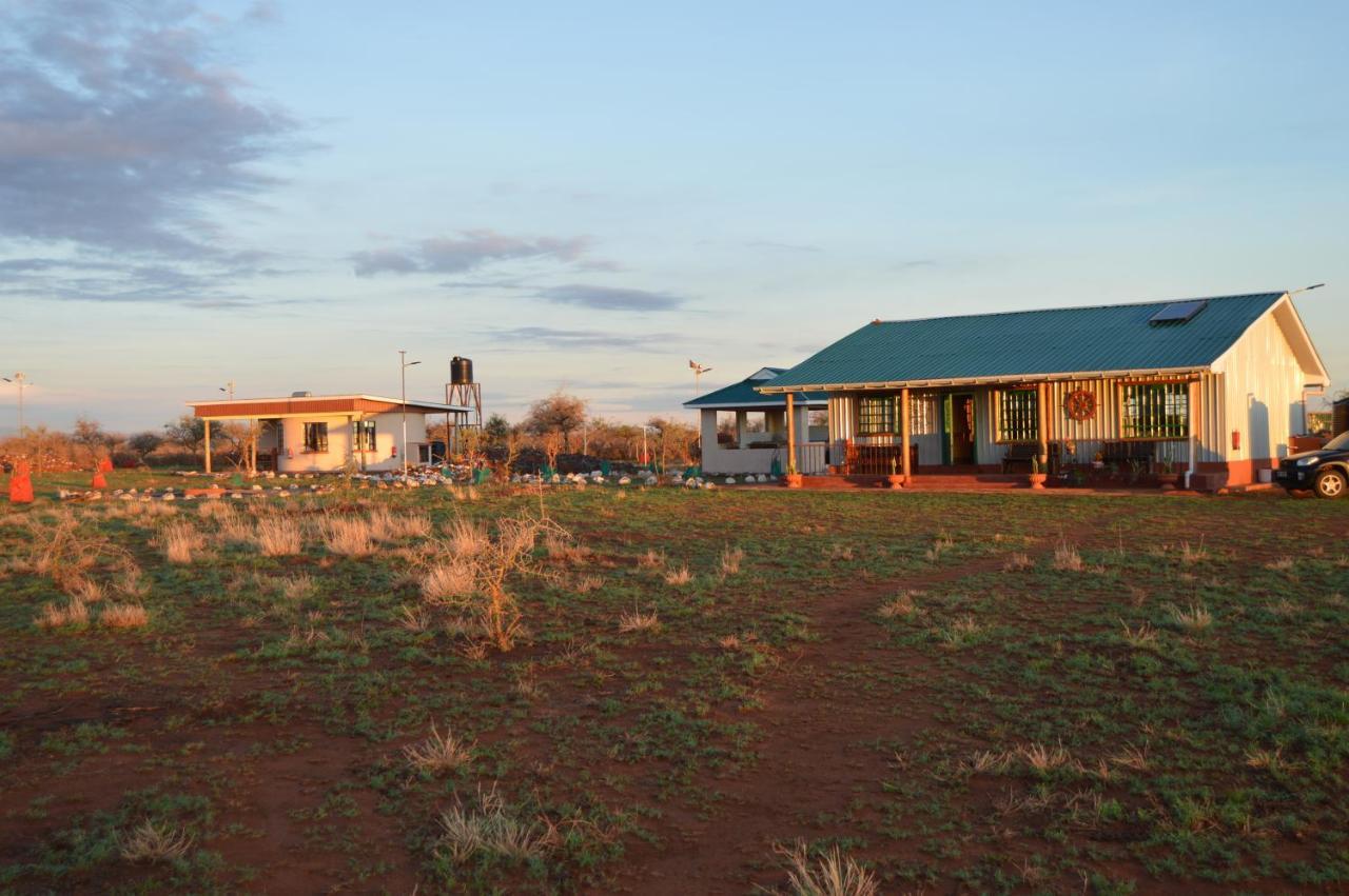 Wild Amboseli Ndovu Cottage. ภายนอก รูปภาพ