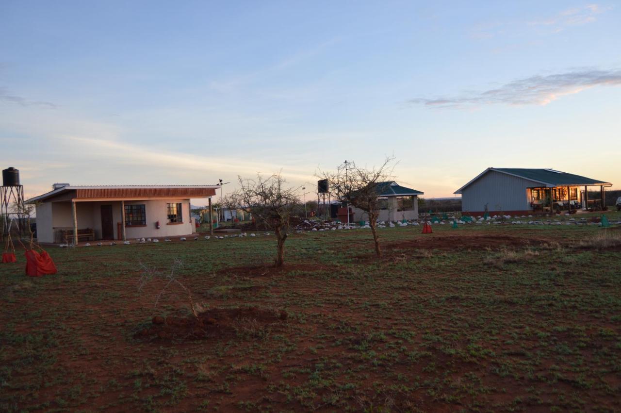 Wild Amboseli Ndovu Cottage. ภายนอก รูปภาพ