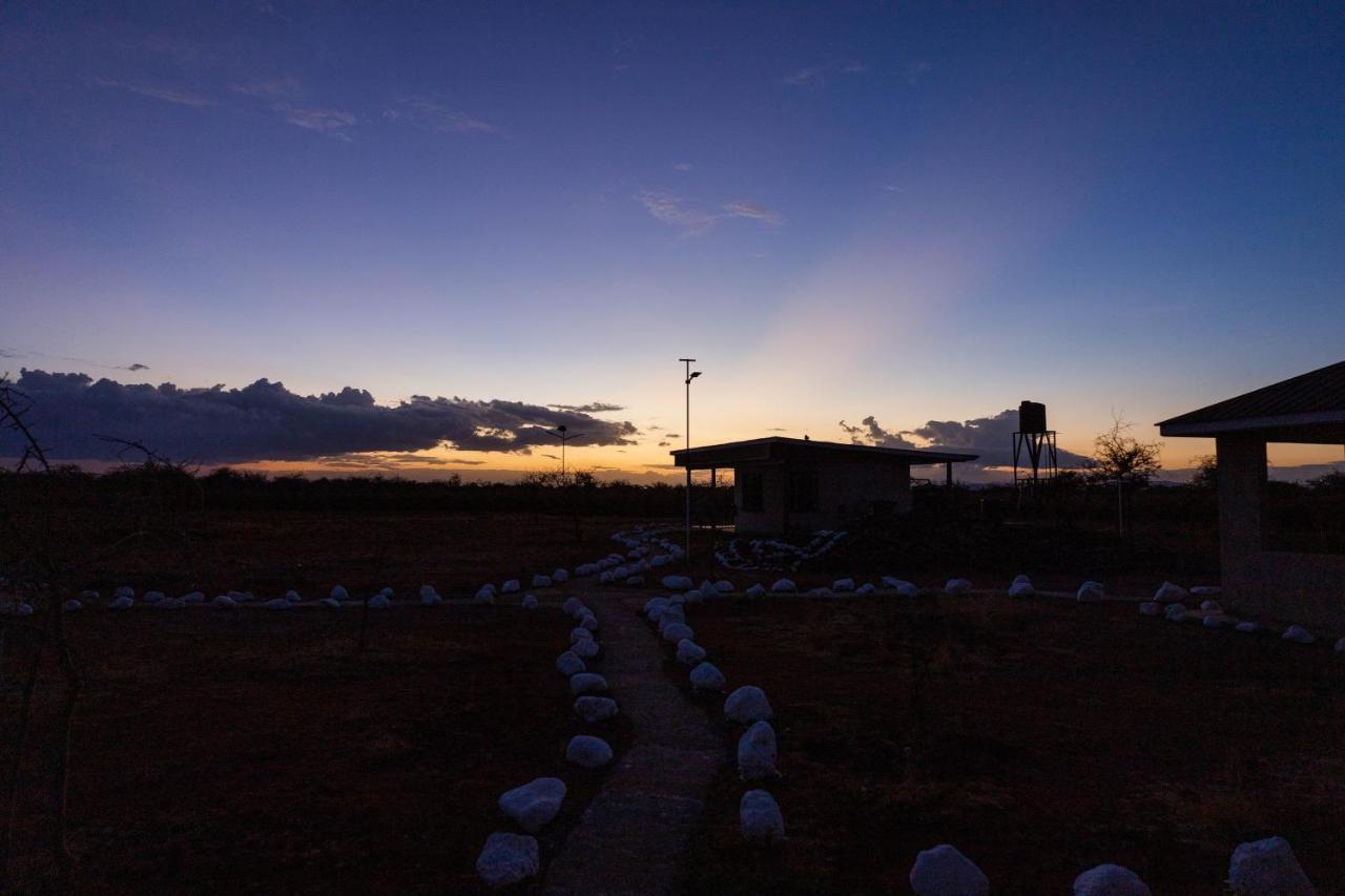 Wild Amboseli Ndovu Cottage. ภายนอก รูปภาพ