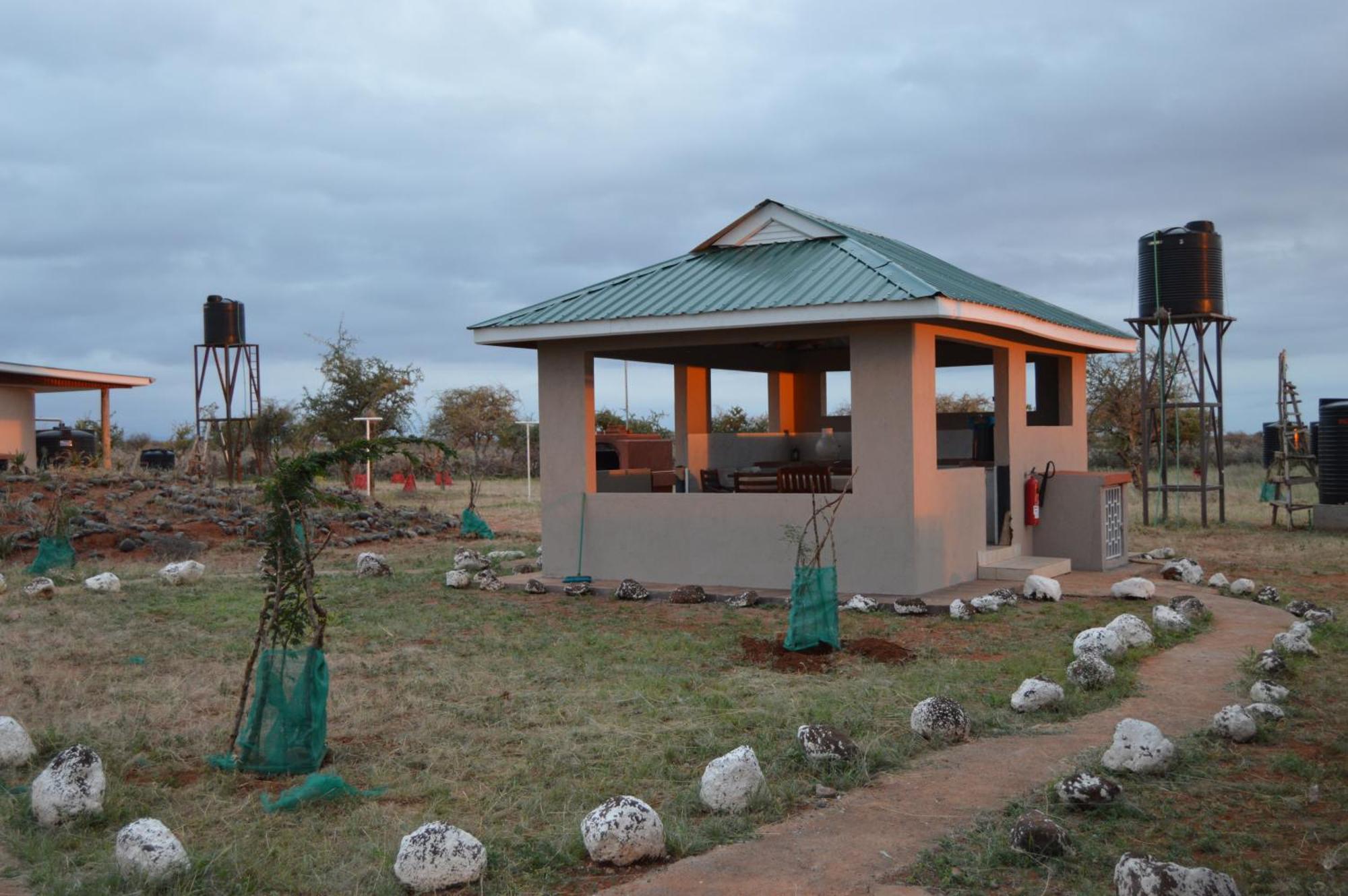 Wild Amboseli Ndovu Cottage. ภายนอก รูปภาพ
